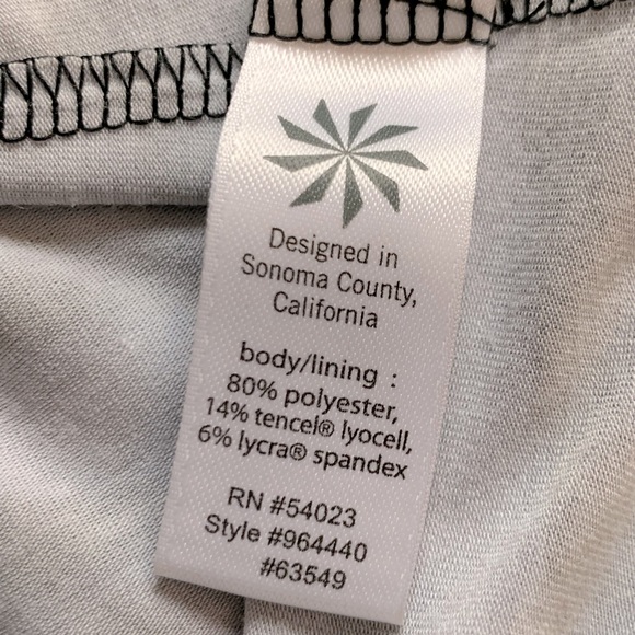 Athleta Adrianna Gray Criss Cross Front Athletic Dress Size M - Picture 9 of 9